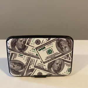 2/$20 Credit Card Holder/Case